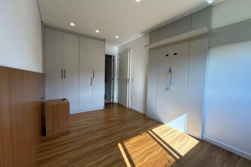 Rental apartment with 2 bedrooms, open-plan kitchen — photo 10