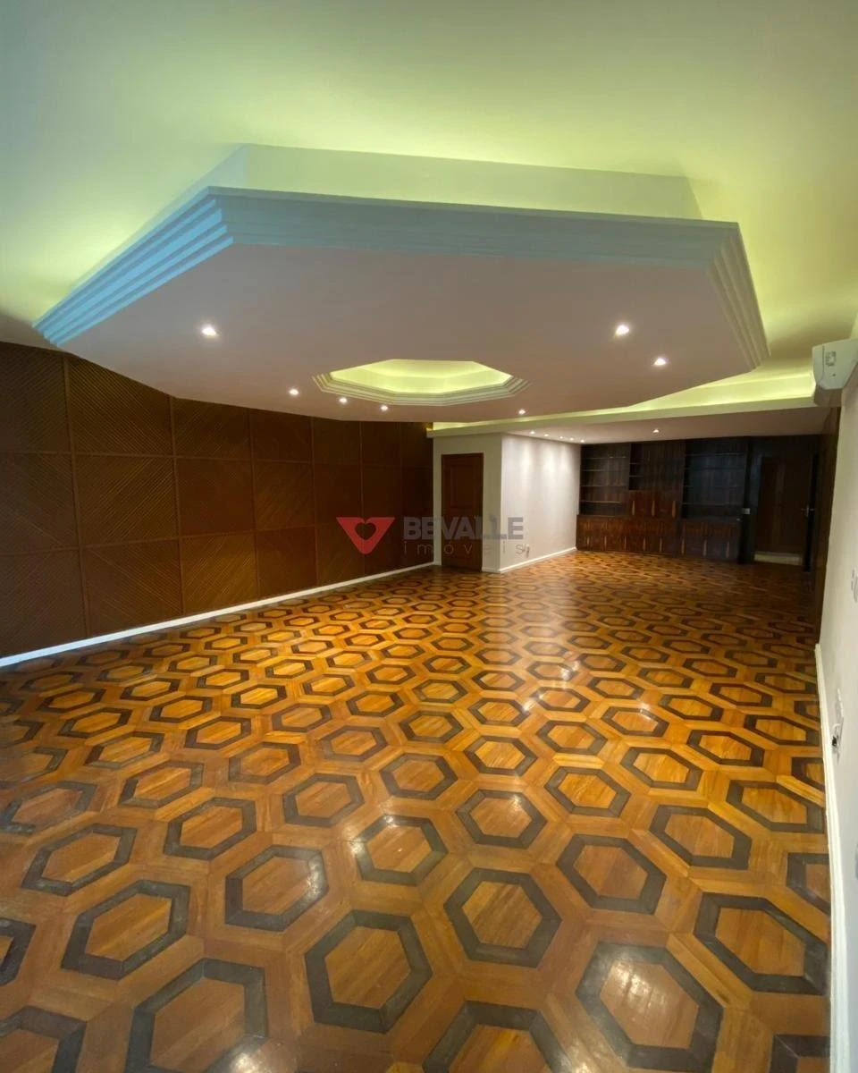 Apartamento de 210 m² com 4 quartos e 3 banheiros — photo 3