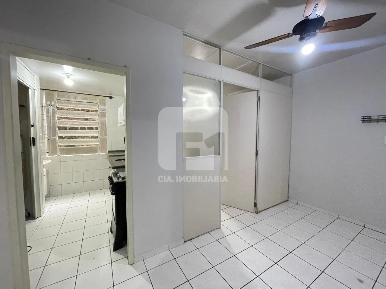 2-bedroom apartment with a gas stove and 70 m² — photo 3