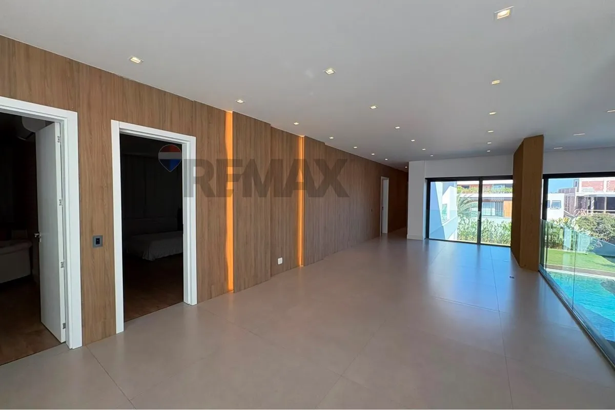 Furnished house with 5 en-suite bedrooms and private BBQ — photo 28