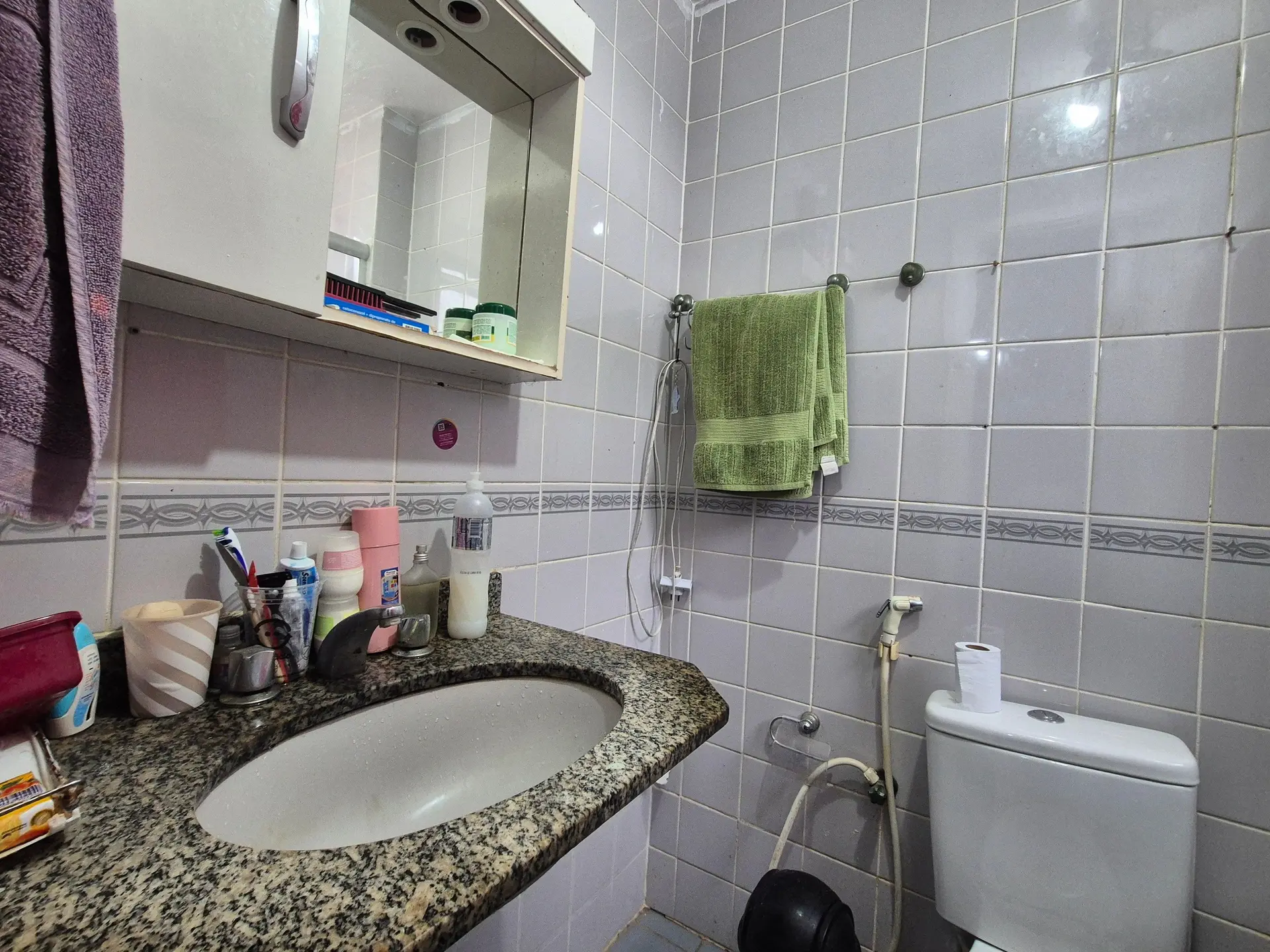 Furnished apartment with 3 bedrooms, 1 suite and balcony — photo 27