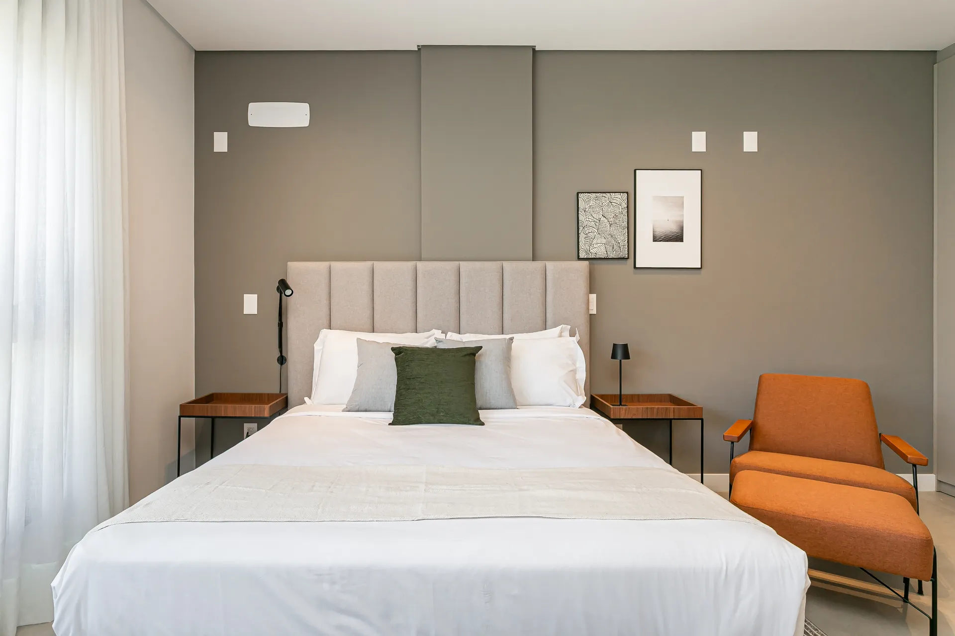 Меблированное студио с открытой кухней 54 м² — photo 4