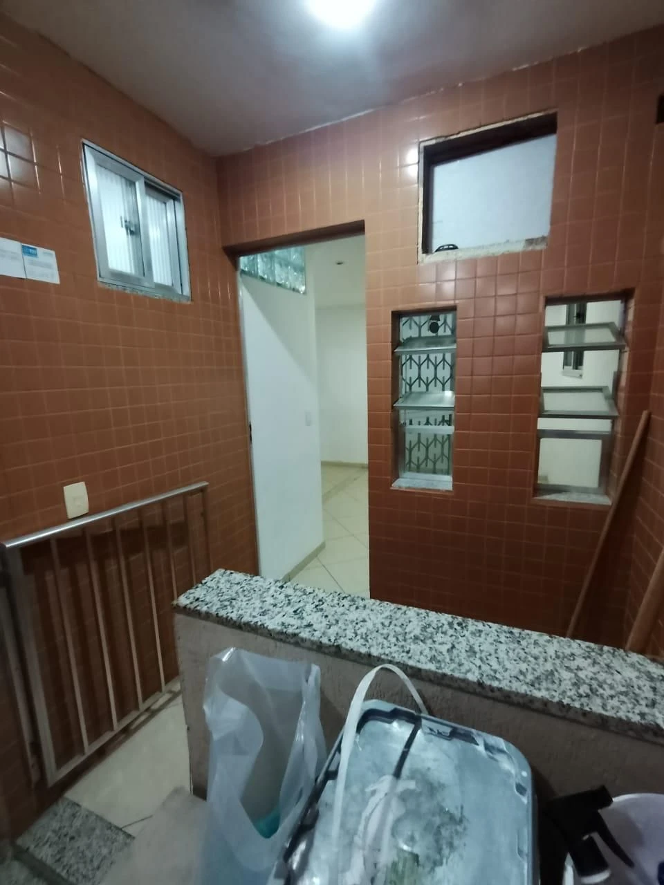 Нежитлова будівля з 1 спальнею і 1 ванною, без паркування — photo 9