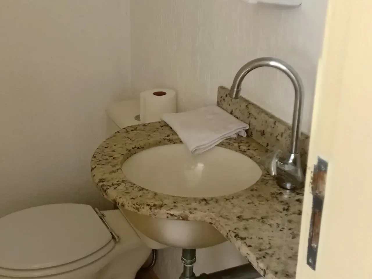 94 m² apartment with a mountain view and a washing machine — photo 14