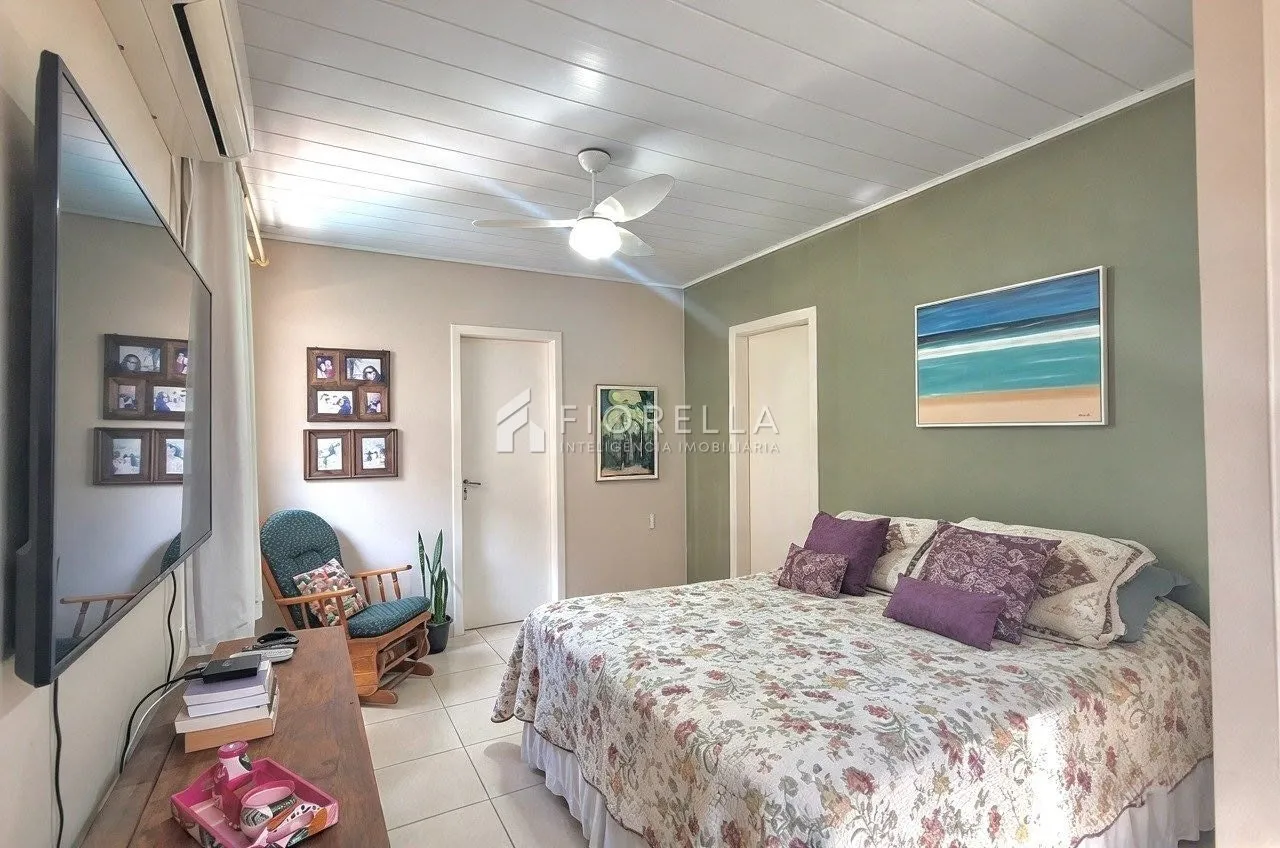 3-bedroom house with a grill on the balcony in Florianópolis — photo 22