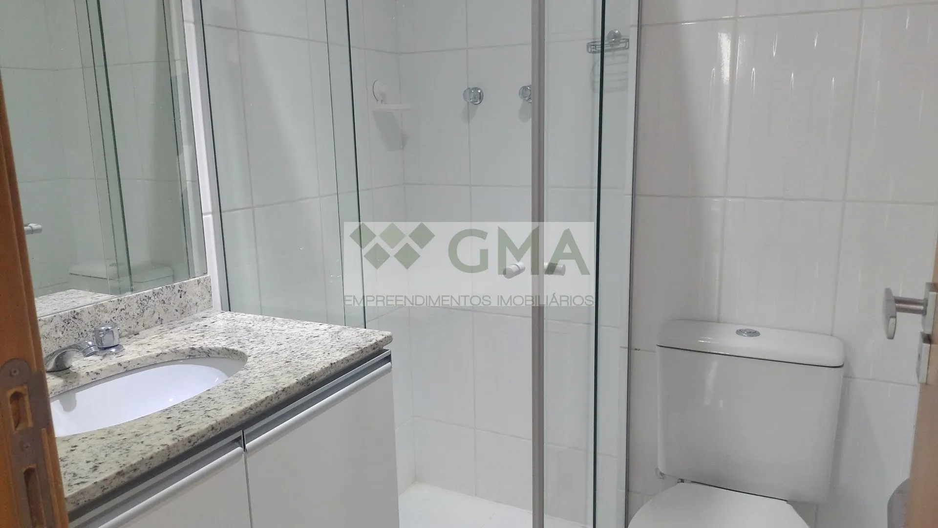 205 m² apartment on the 5th floor with 4 bedrooms — photo 56