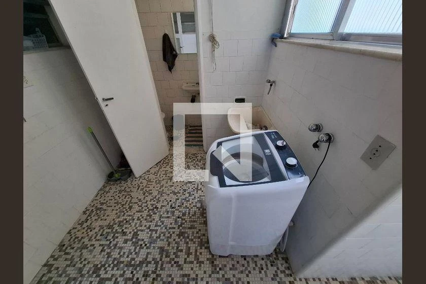 Rental apartment with 4 bedrooms and 2 bathrooms — photo 32