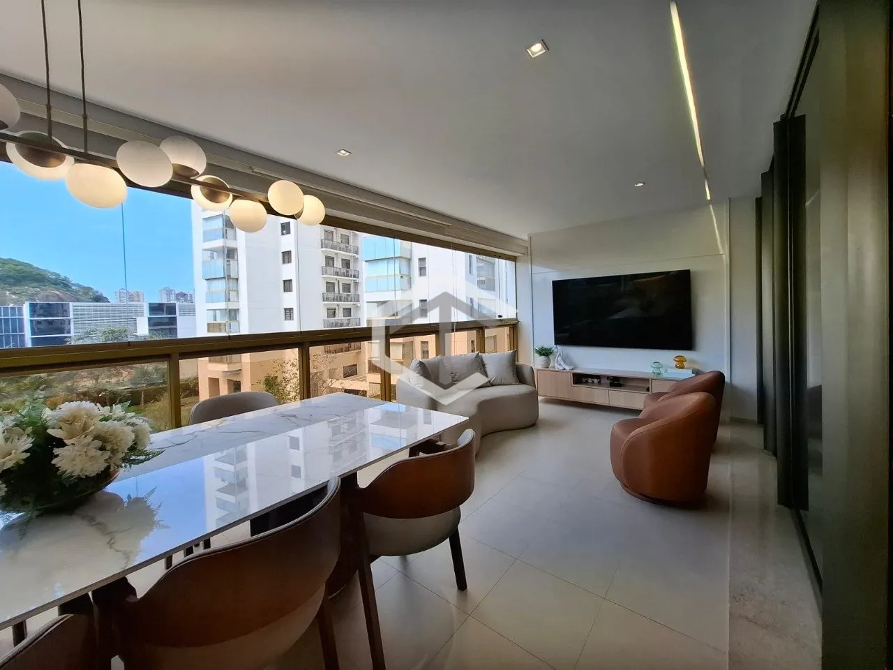 217 m² apartment with a mountain view and a private pool — photo 28