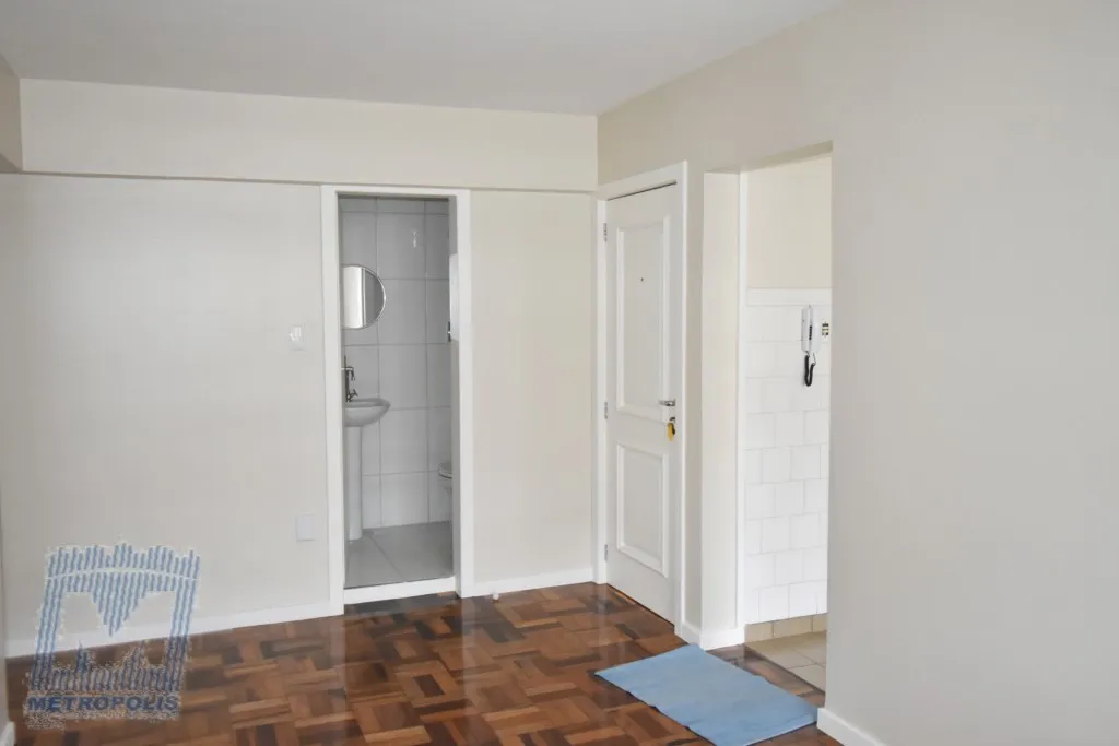 Wood or laminate floors in a 3-bedroom apartment, 69 m² — photo 8