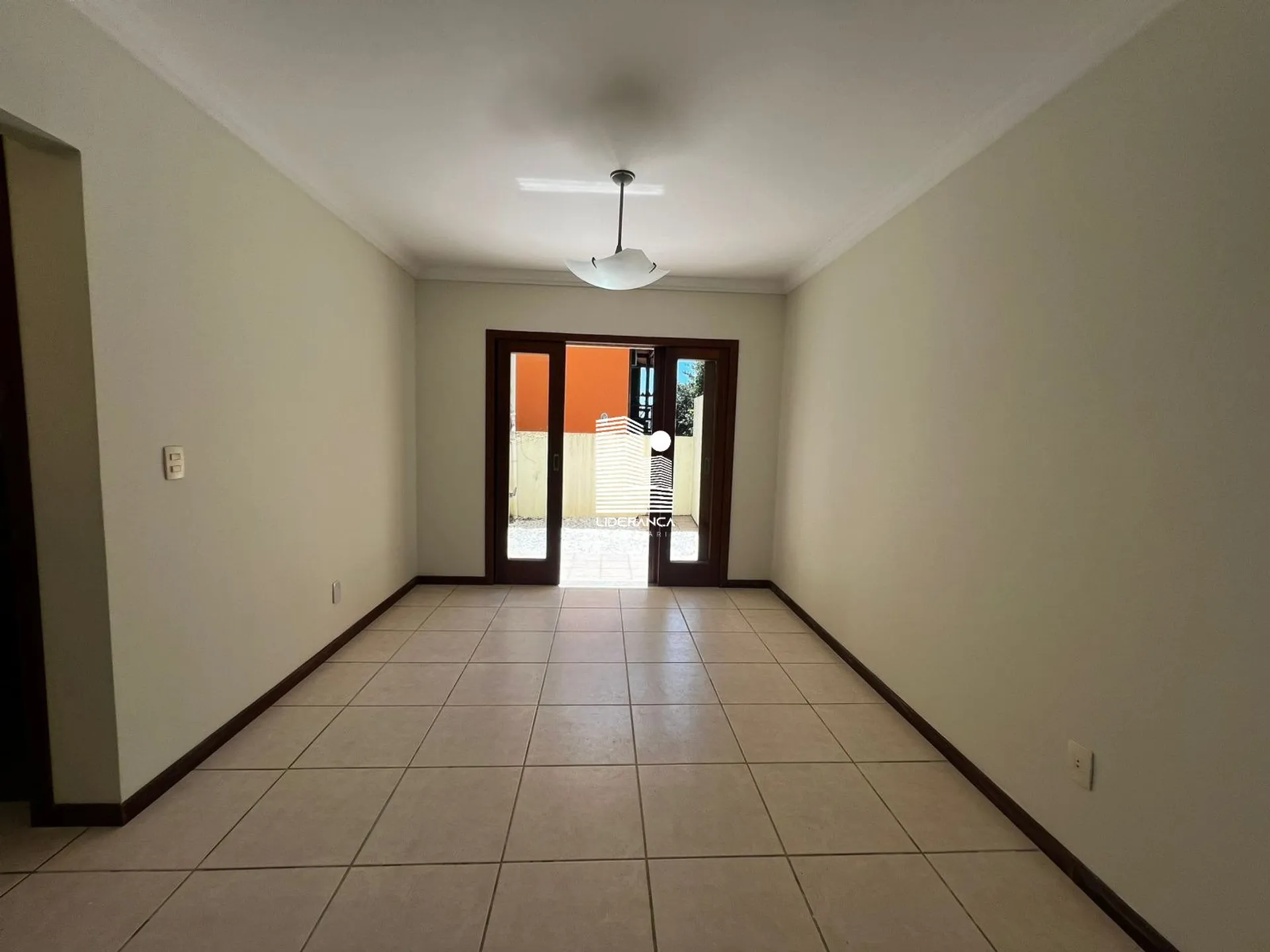 180 m² house with 3 bedrooms, 2 baths and a balcony — photo 24