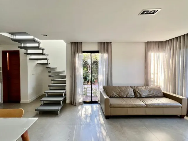 Balcony with a grill in a 2-bedroom house, 76 m²