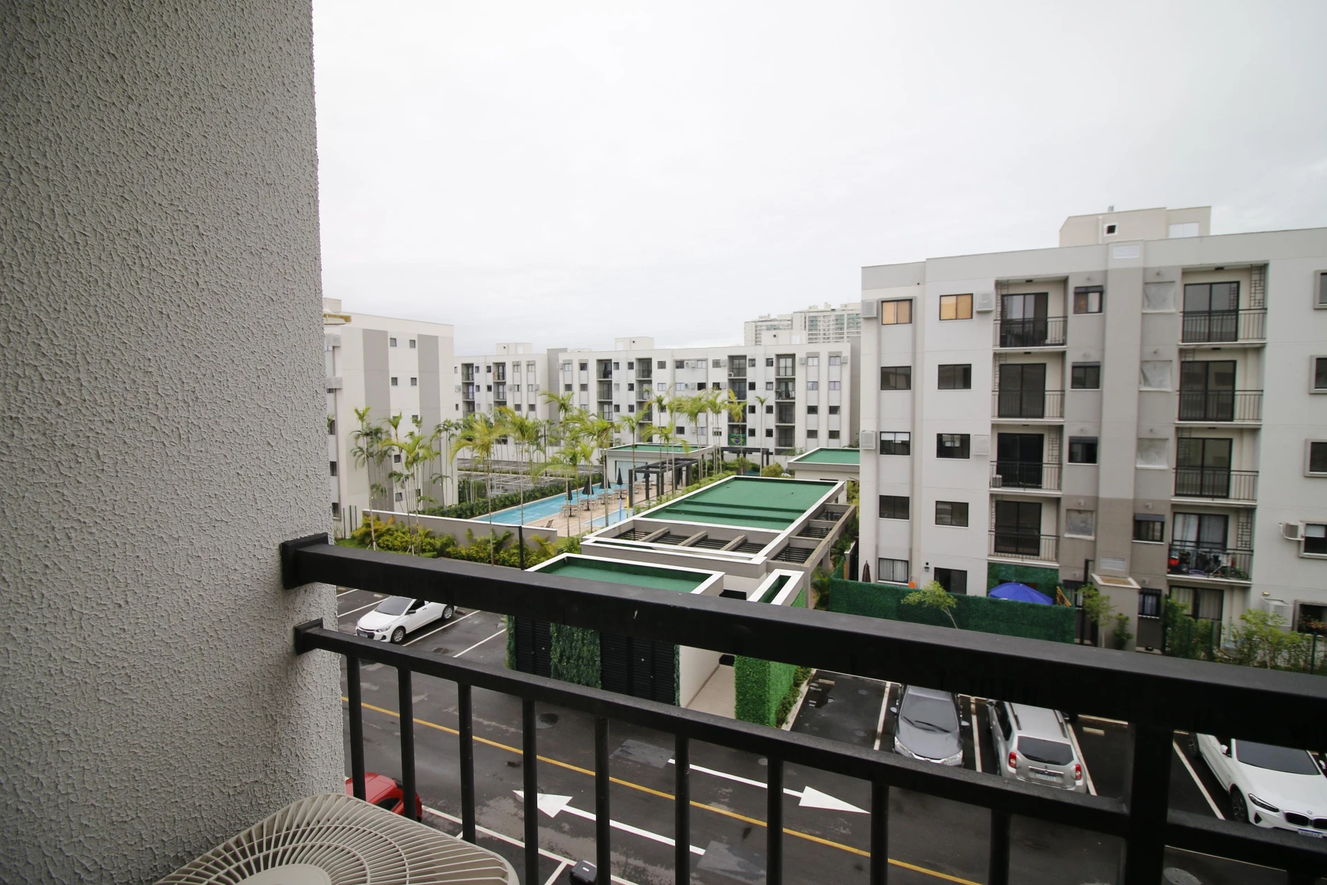Washing machine in a 2-bedroom apartment, 41 m² — photo 26