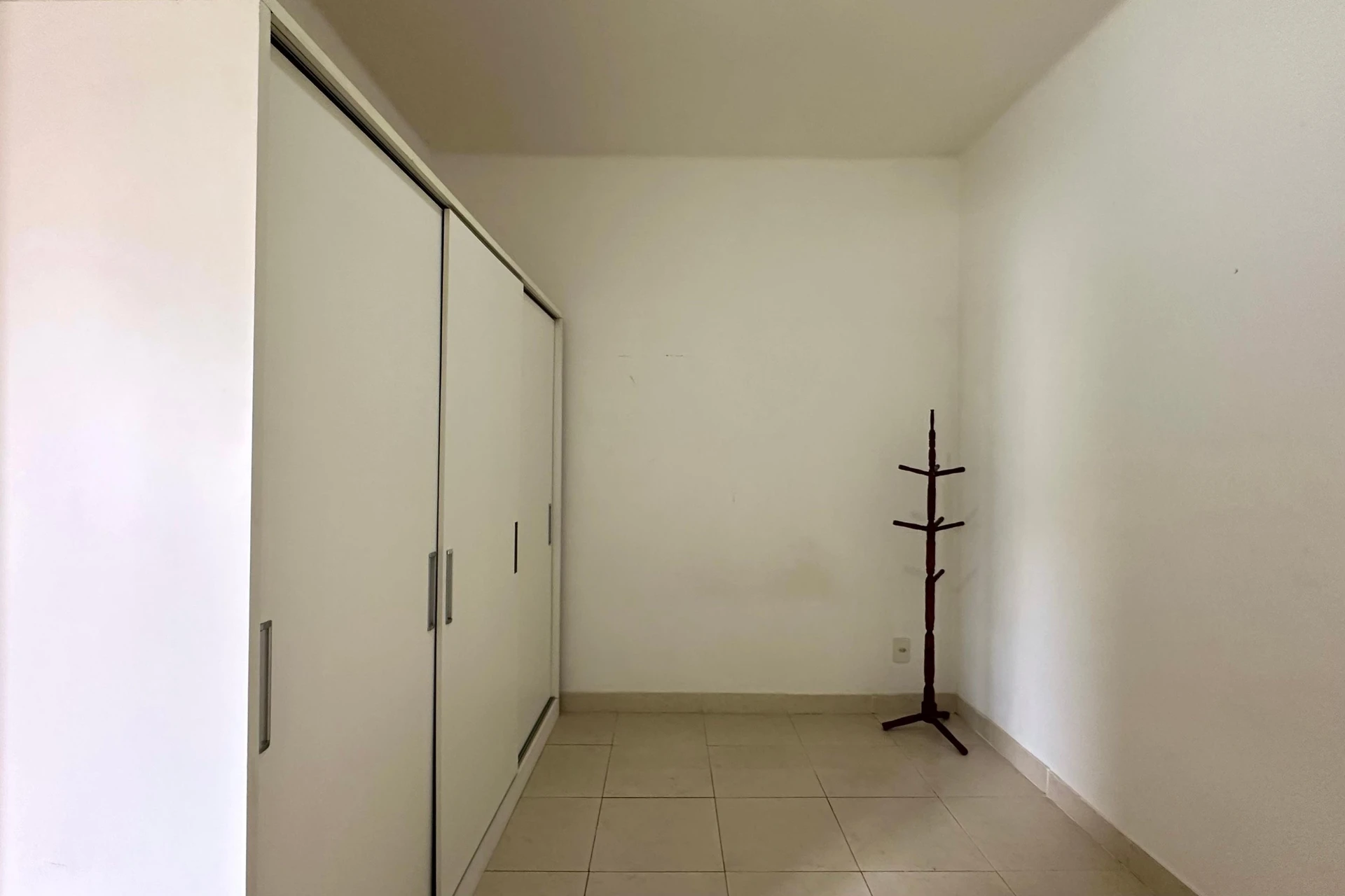 2-bedroom apartment with a mountain view in Rio de Janeiro — photo 25