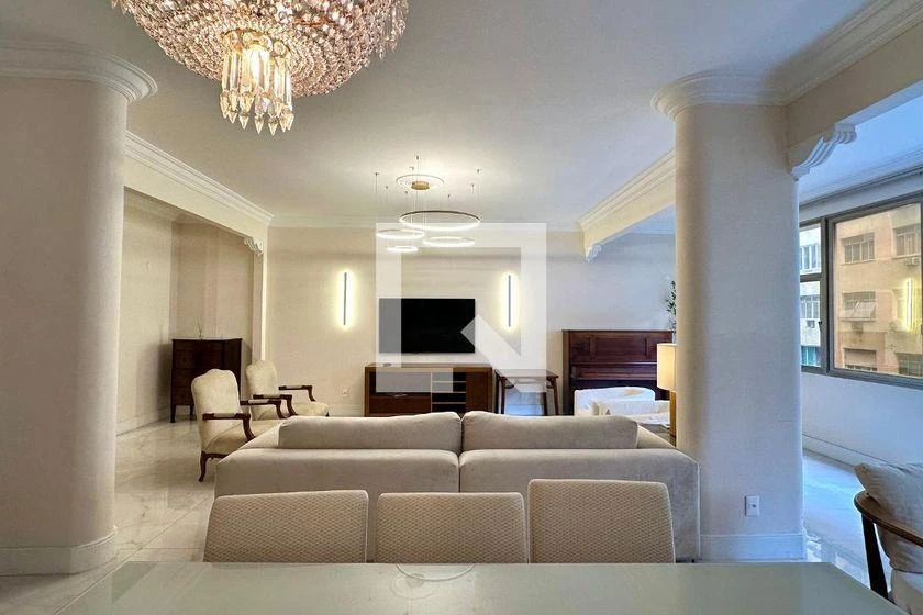 Furnished 220 m² apartment with 4 bedrooms and a suite — photo 38
