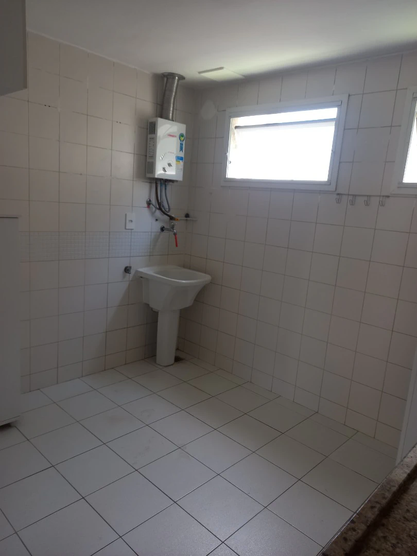 2-bedroom apartment in a building with a sauna — photo 4