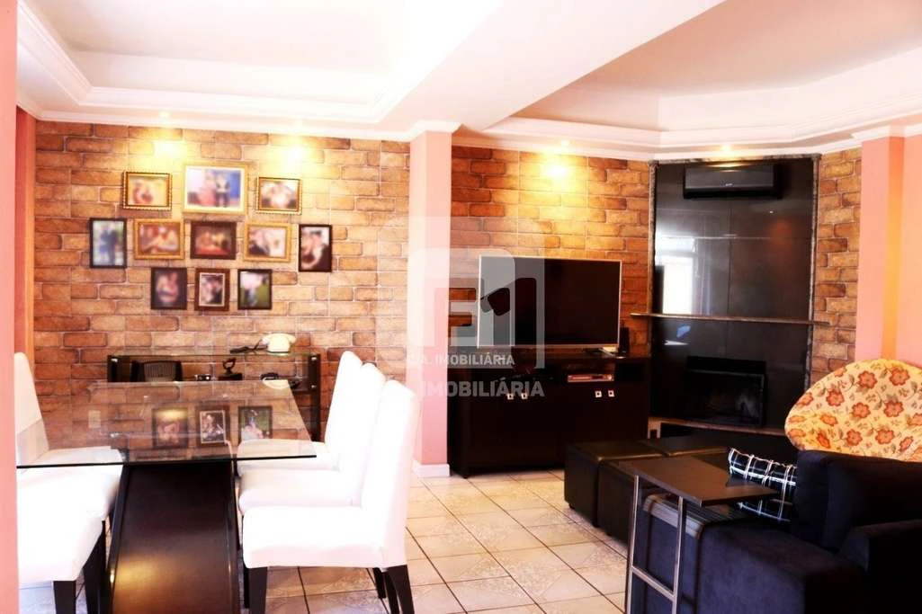 Two-level house with 3 bedrooms and private BBQ — photo 2