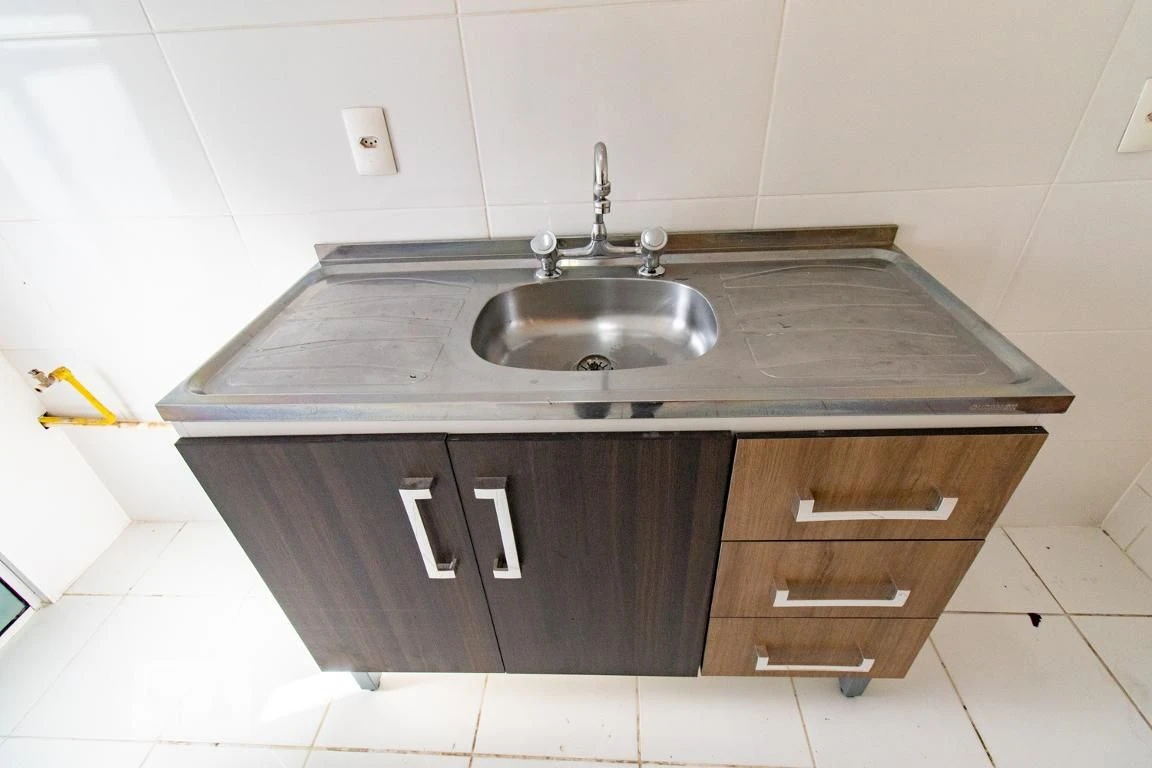 Apartamento para aluguel com 2 quartos e 1 suíte