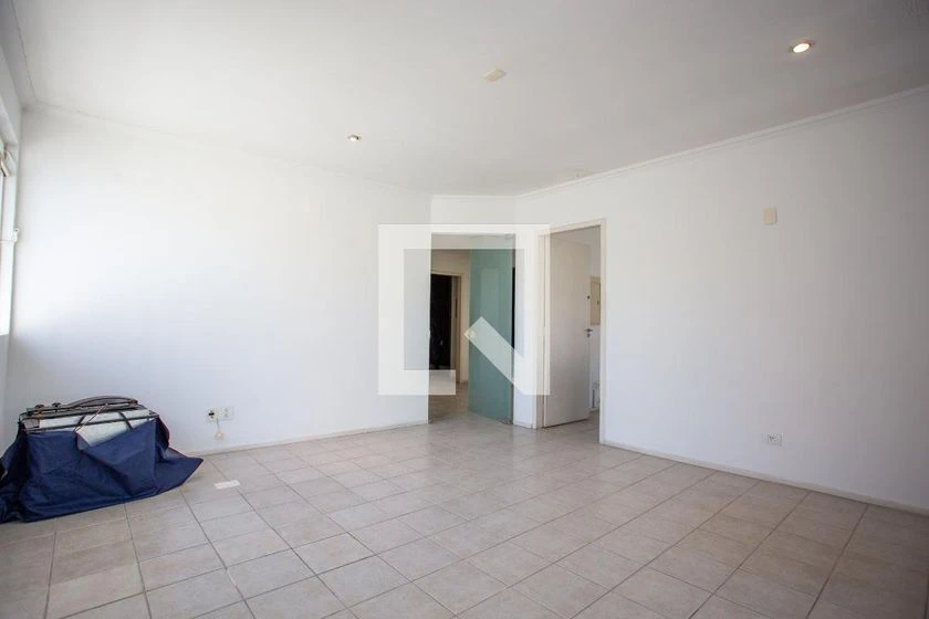 House with 6 bedrooms and a private garden — photo 8
