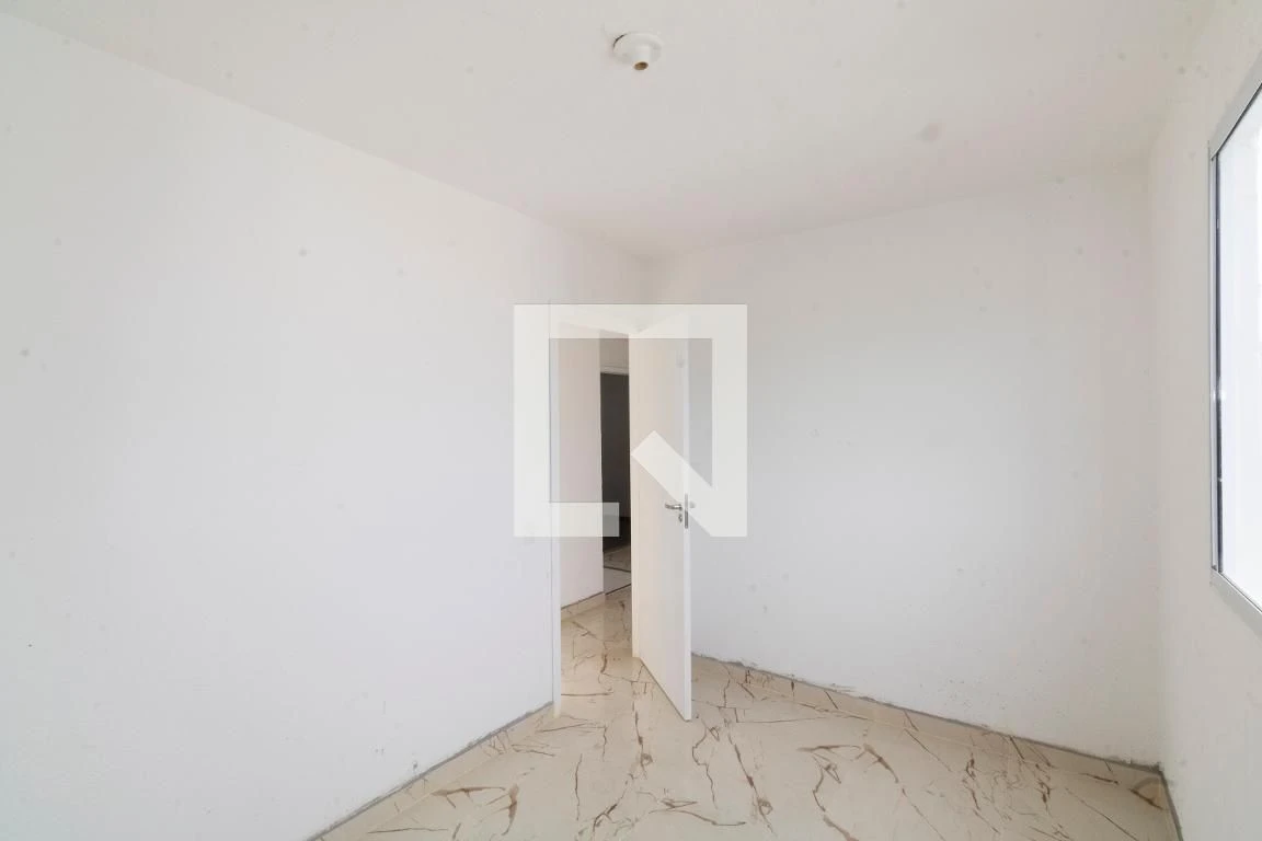 Apartamento com 2 quartos e área de serviço com tanque — photo 29