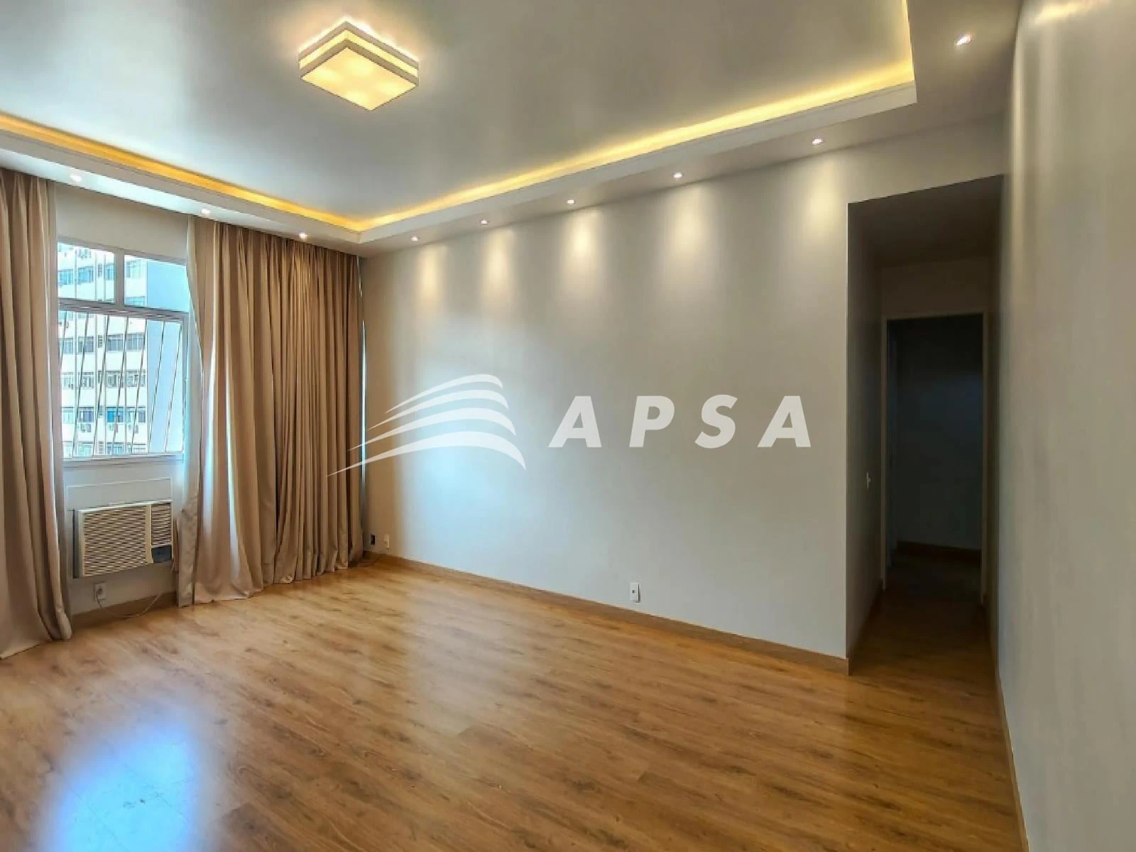 128 m² unfurnished apartment with 4 bedrooms and closed kitchen — photo 4