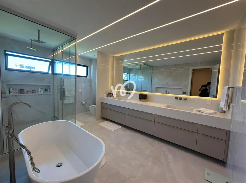 Duplex house with 5 bedrooms and 5 bathrooms — photo 48