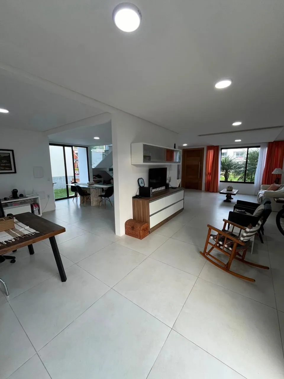 Casa amueblada con 4 habitaciones y 5 baños con balcón — photo 13