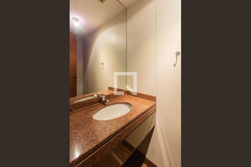 Apartamento para aluguel com 4 quartos e 156 m² — photo 40