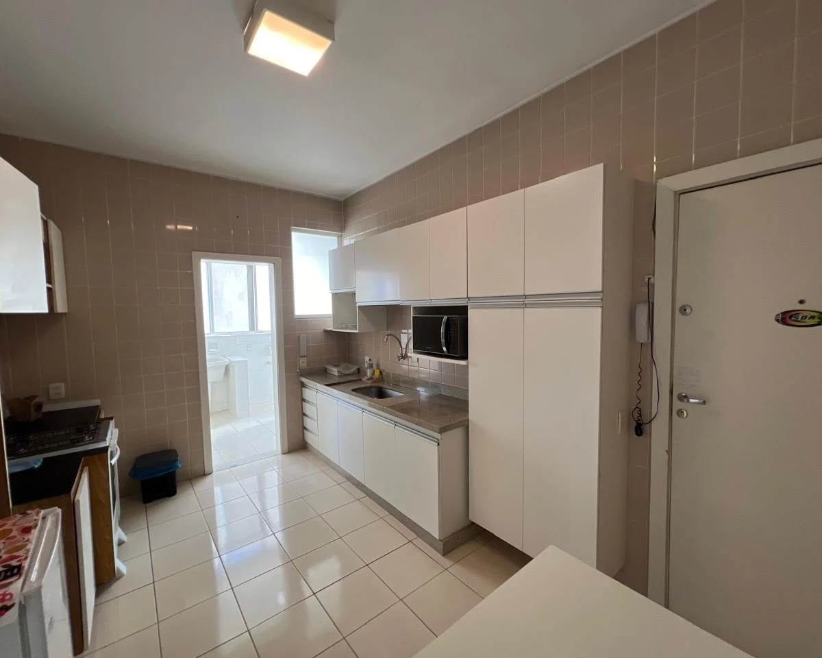 145 m² apartment with 3 bedrooms and 2 parking spaces — photo 18