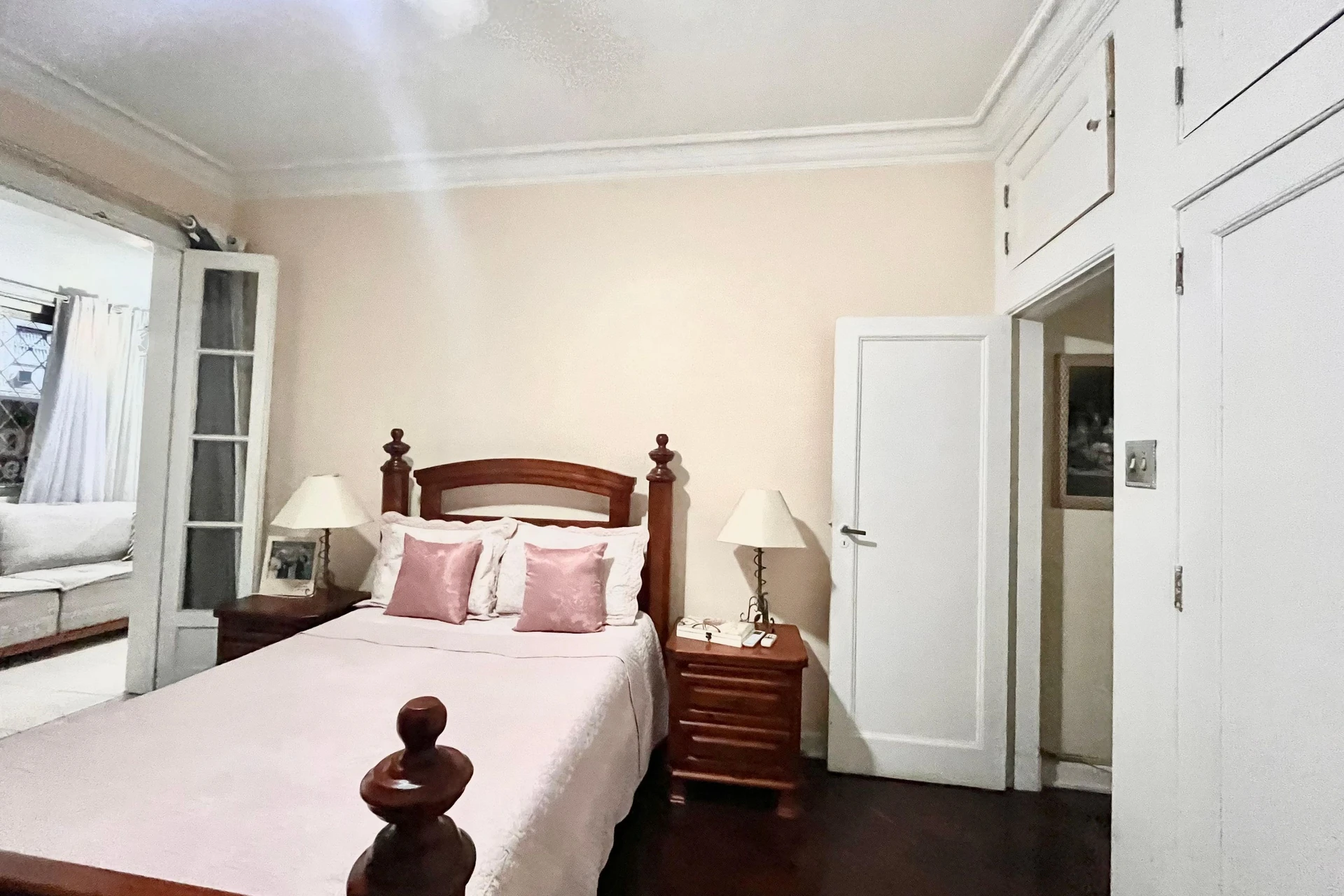 Furnished apartment, 140 m², with a washing machine — photo 10