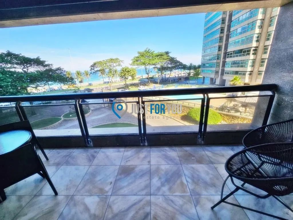 Furnished apartment with 4 bedrooms and 144 m² — photo 16