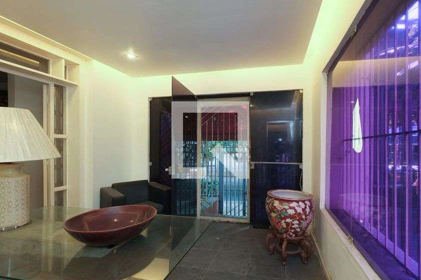 Rental house with 10 bedrooms and a separate kitchen — photo 14