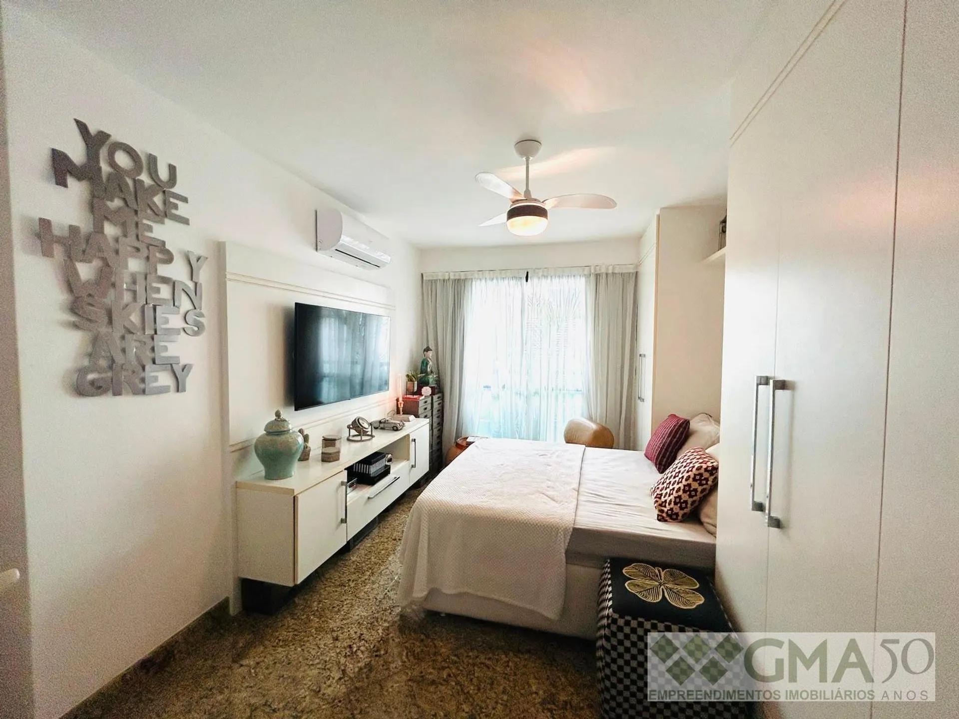 Apartment with 4 bedrooms and 5 bathrooms, 2 parking spaces — photo 21