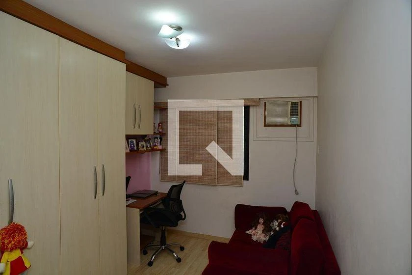 3-bedroom apartment in a building with a gym — photo 26