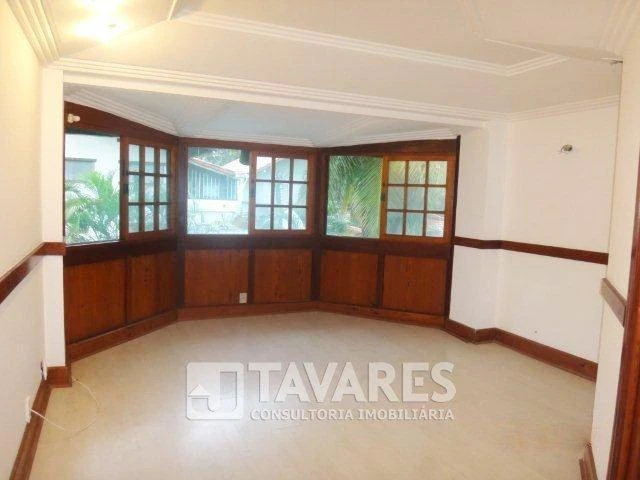 Unfurnished house with 5 bedrooms and a gas stove — photo 24