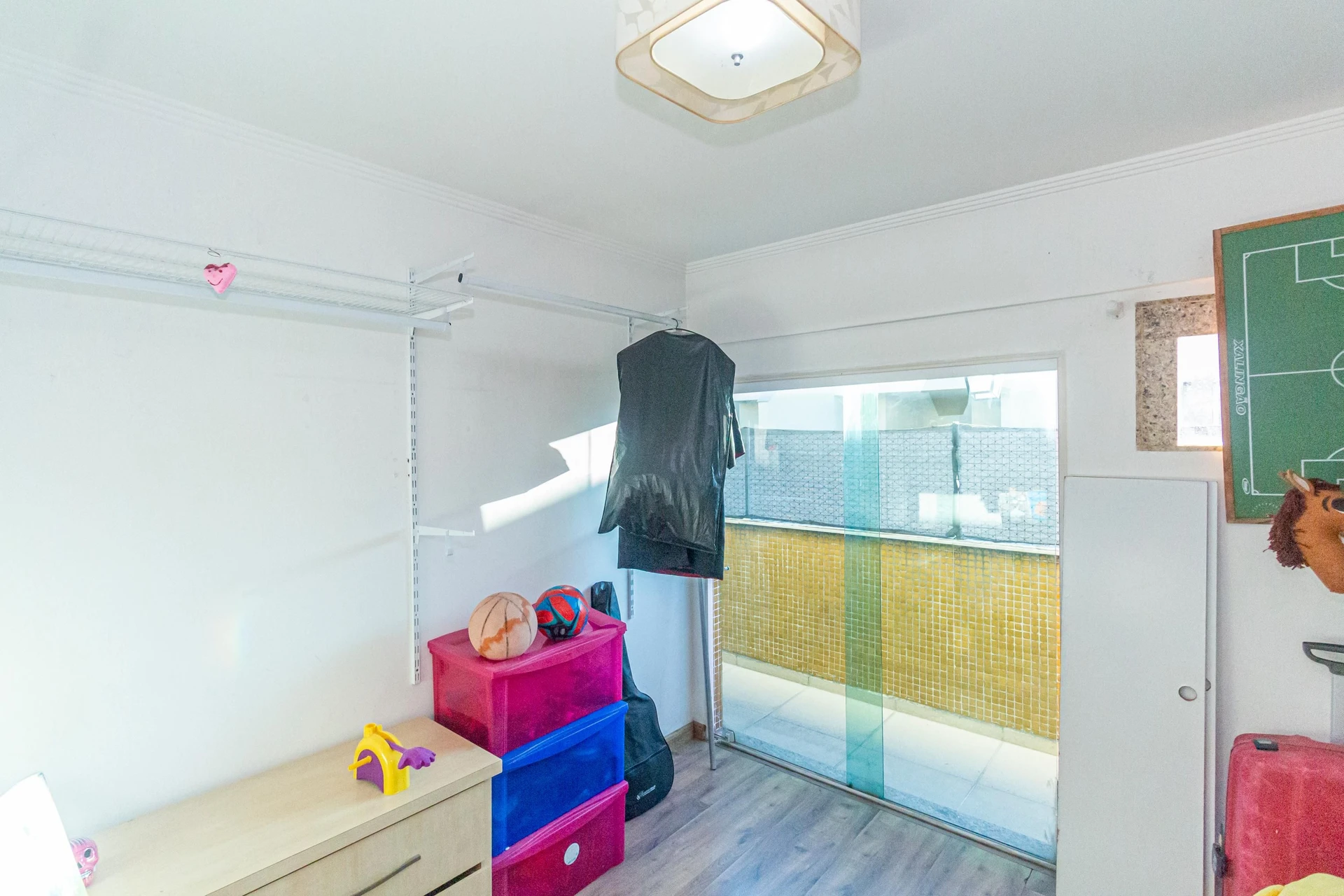 Apartamento mobiliado com 4 quartos e 3 banheiros — photo 44