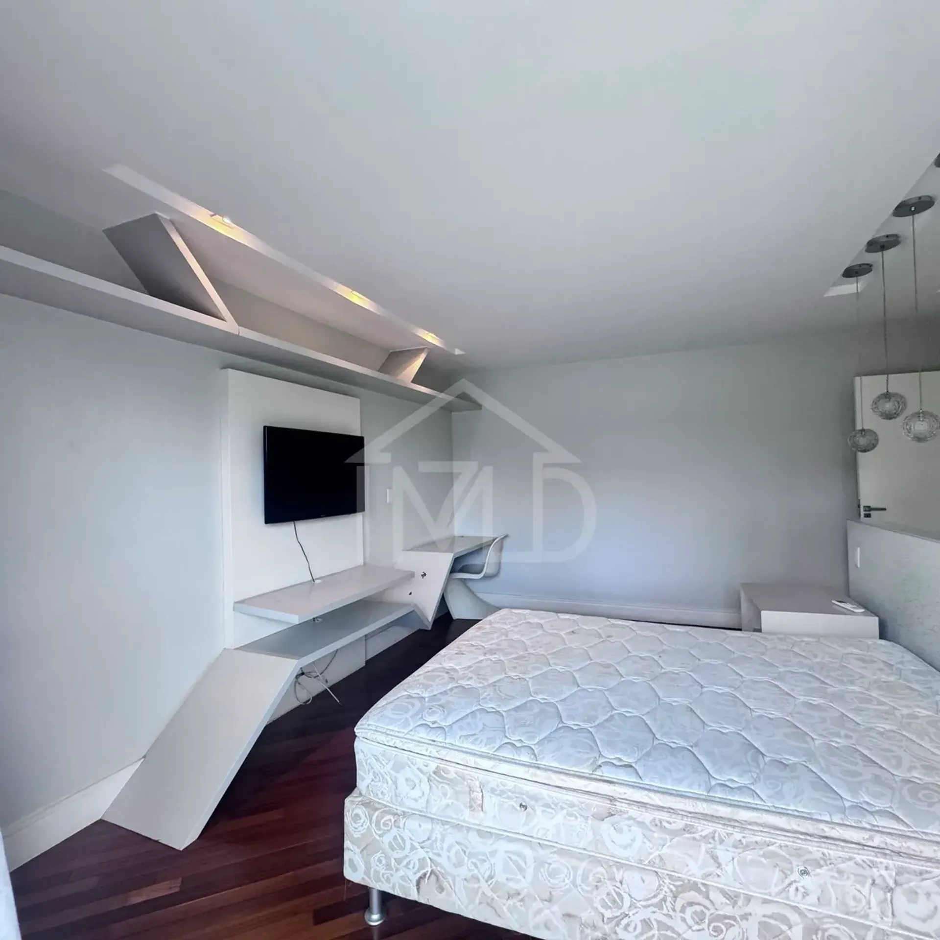 Casa amueblada con 5 dormitorios y 5 baños, balcón acristalado — photo 27