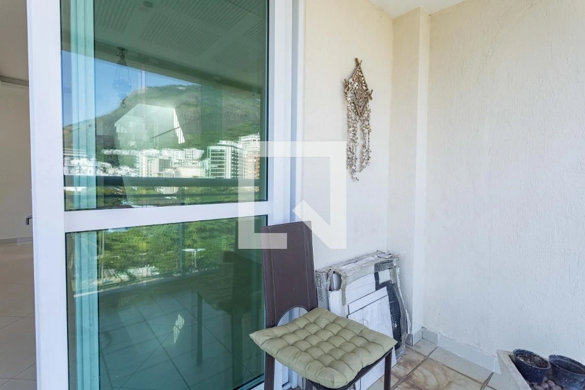 1-bedroom apartment with balcony and private BBQ grill — photo 34