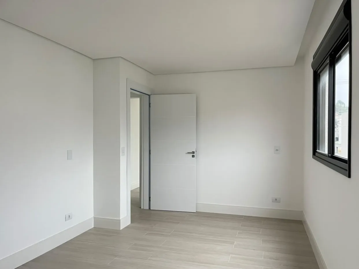 3-bedroom apartment in a building with a sauna — photo 27