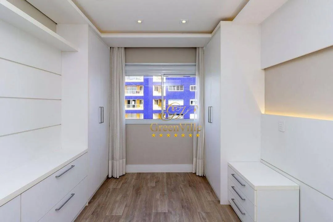 4-bedroom rental apartment with 297 m² and 3 parking spots — photo 14
