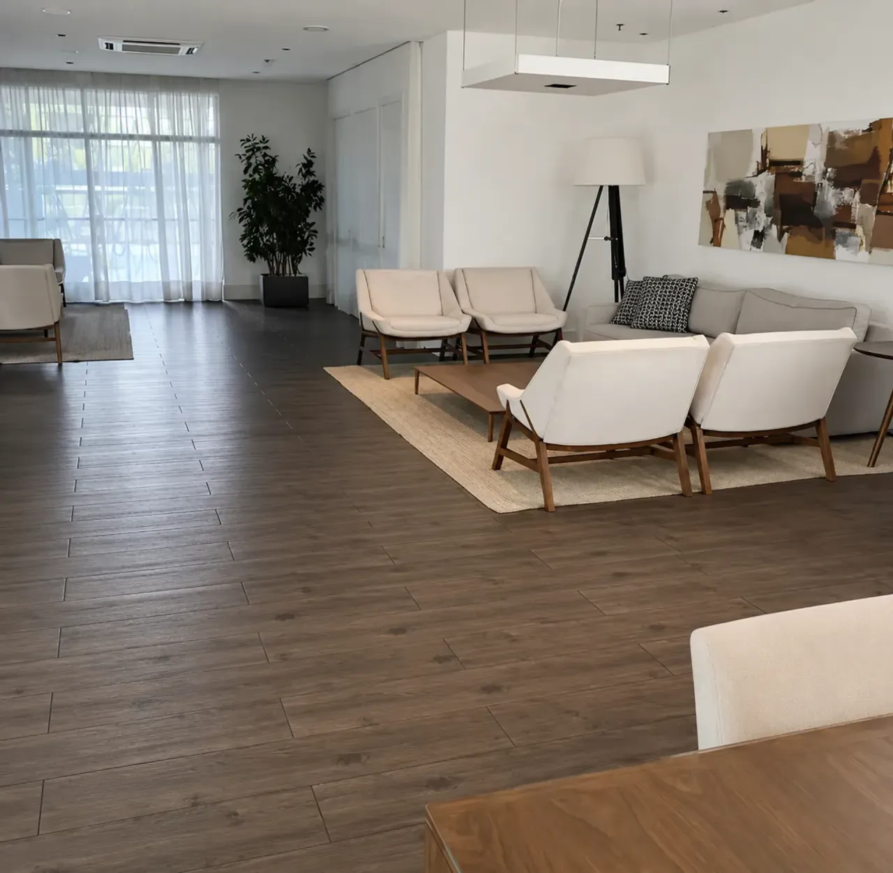 4-bedroom apartment with a glassed-in balcony and 240 m² — photo 18