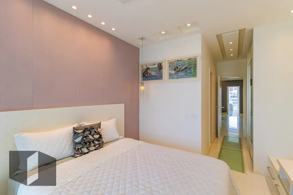 Furnished apartment with 4 bedrooms and 5 bathrooms — photo 19