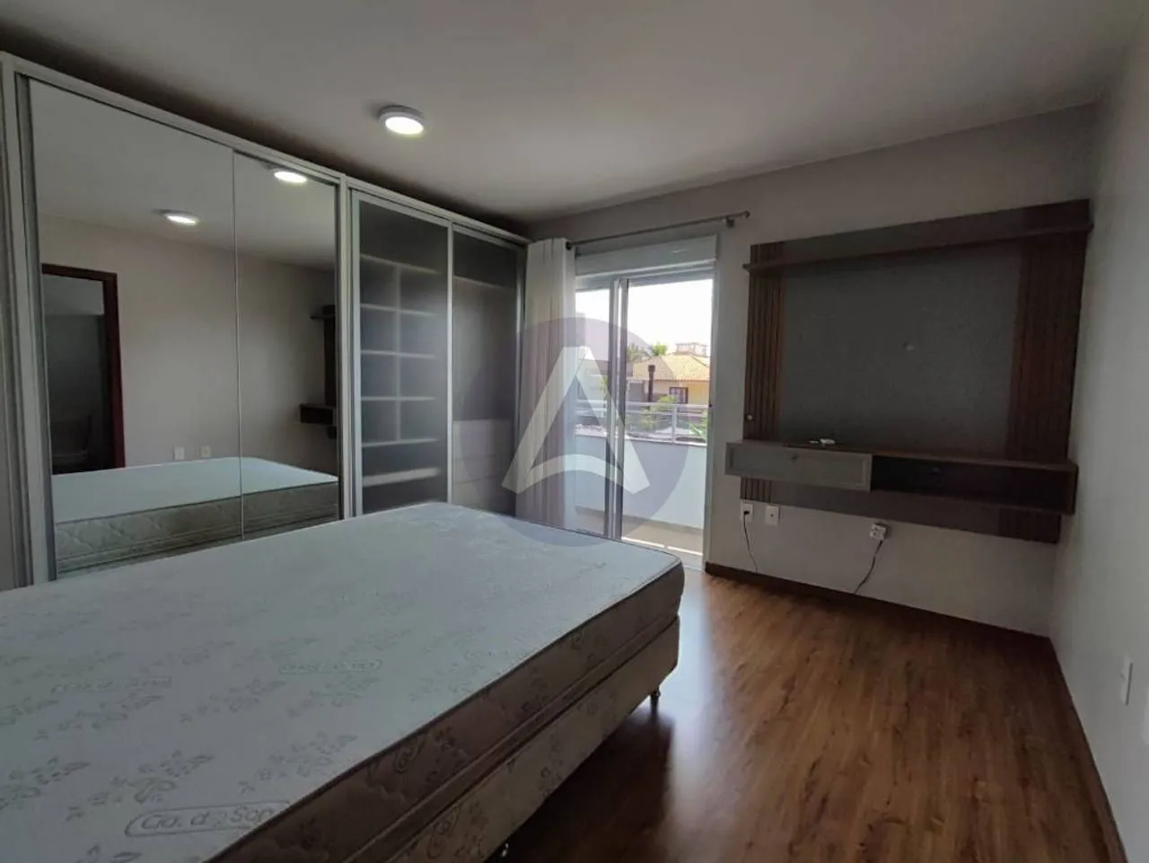 Furnished house, 129 m², with a garden — photo 2