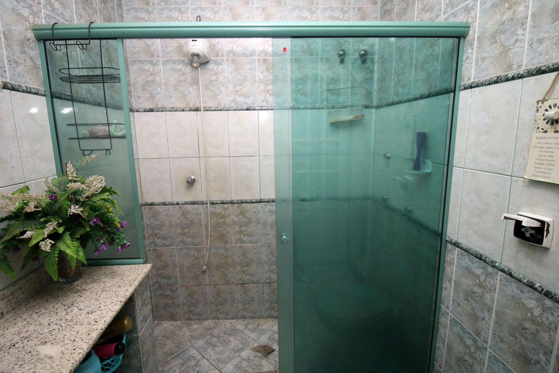 Rental house with 5 bedrooms and a private BBQ area — photo 34