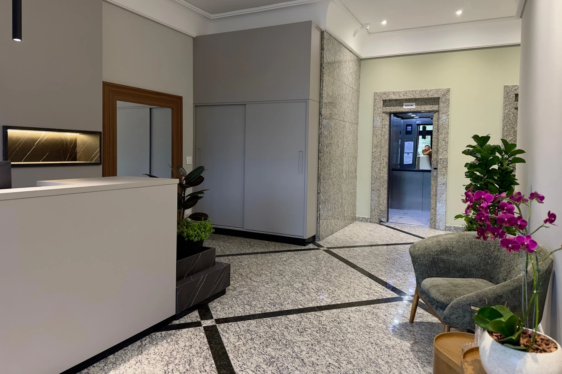 Apartment, 147 m², with a jacuzzi — photo 4