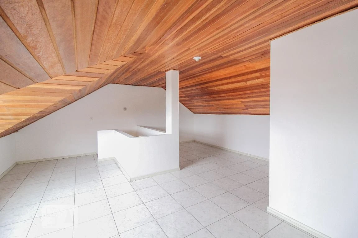 3-bedroom house, 1 with its own bathroom, 90 m², Curitiba — photo 32