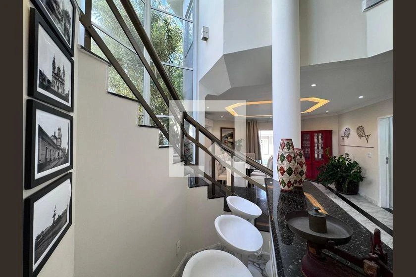 Furnished 6-bedroom house with 387 m² and 4 en-suites — photo 42