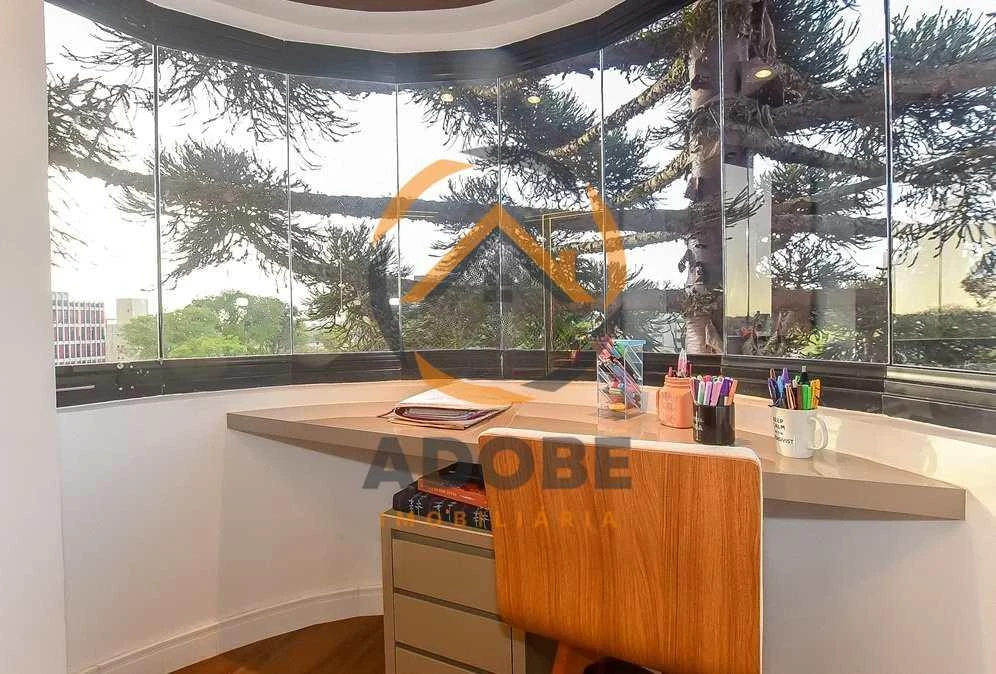 Floor-to-ceiling windows in a 3-bedroom apartment, 143 m² — photo 5