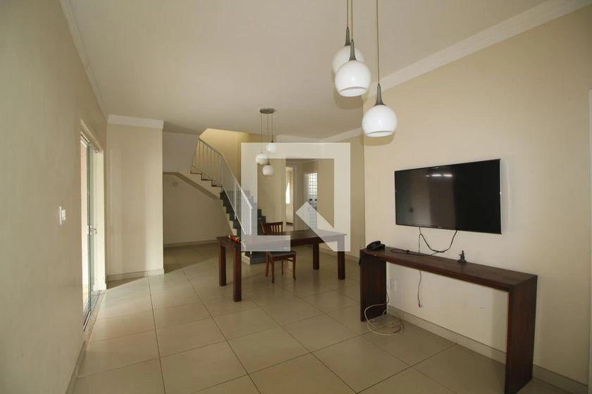 6-bedroom house with 4 en-suite suites and 600 m² — photo 43