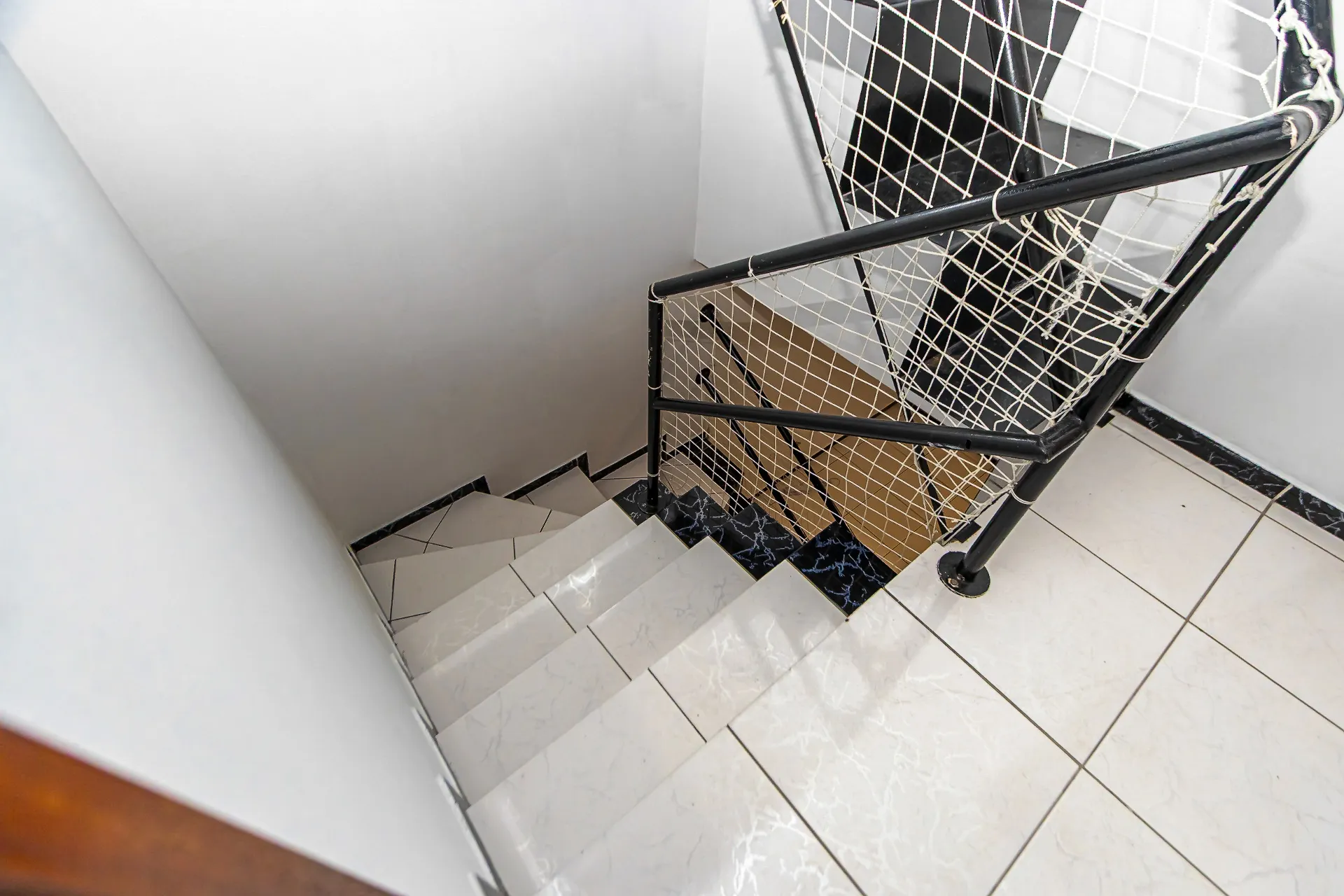 3-bedroom house with a grill on the balcony — photo 3