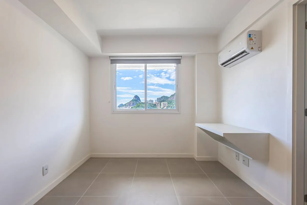 Mountain view in a 2-bedroom apartment, 98 m² — photo 7